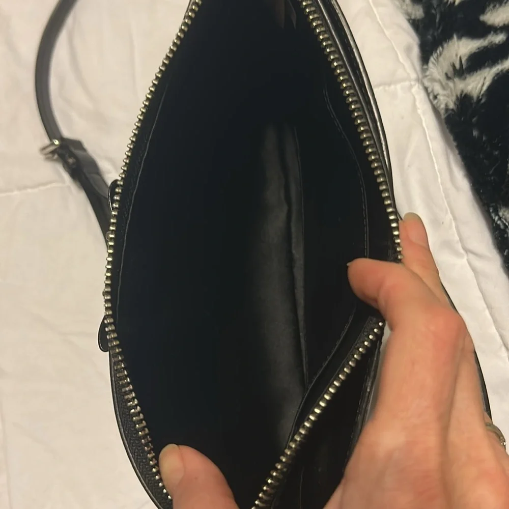 Coach Darcy Bow East West Crossbody Black NWOT - Picture 3 of 12